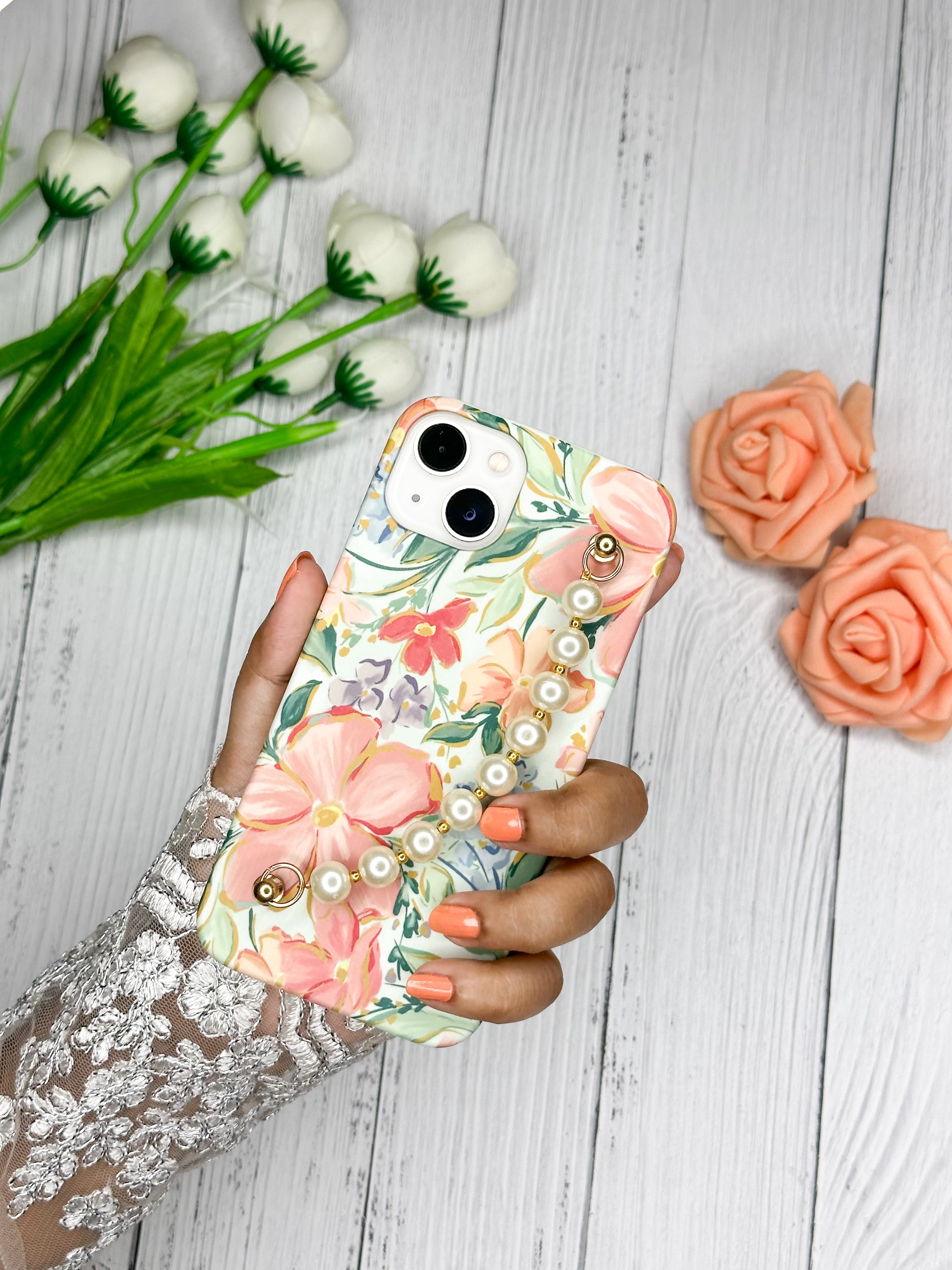 Aesthetic Floral Bracelet Phone Case – Gadgets Destiny Aesthetic Floral Bracelet Phone Case – Gadgets Destiny