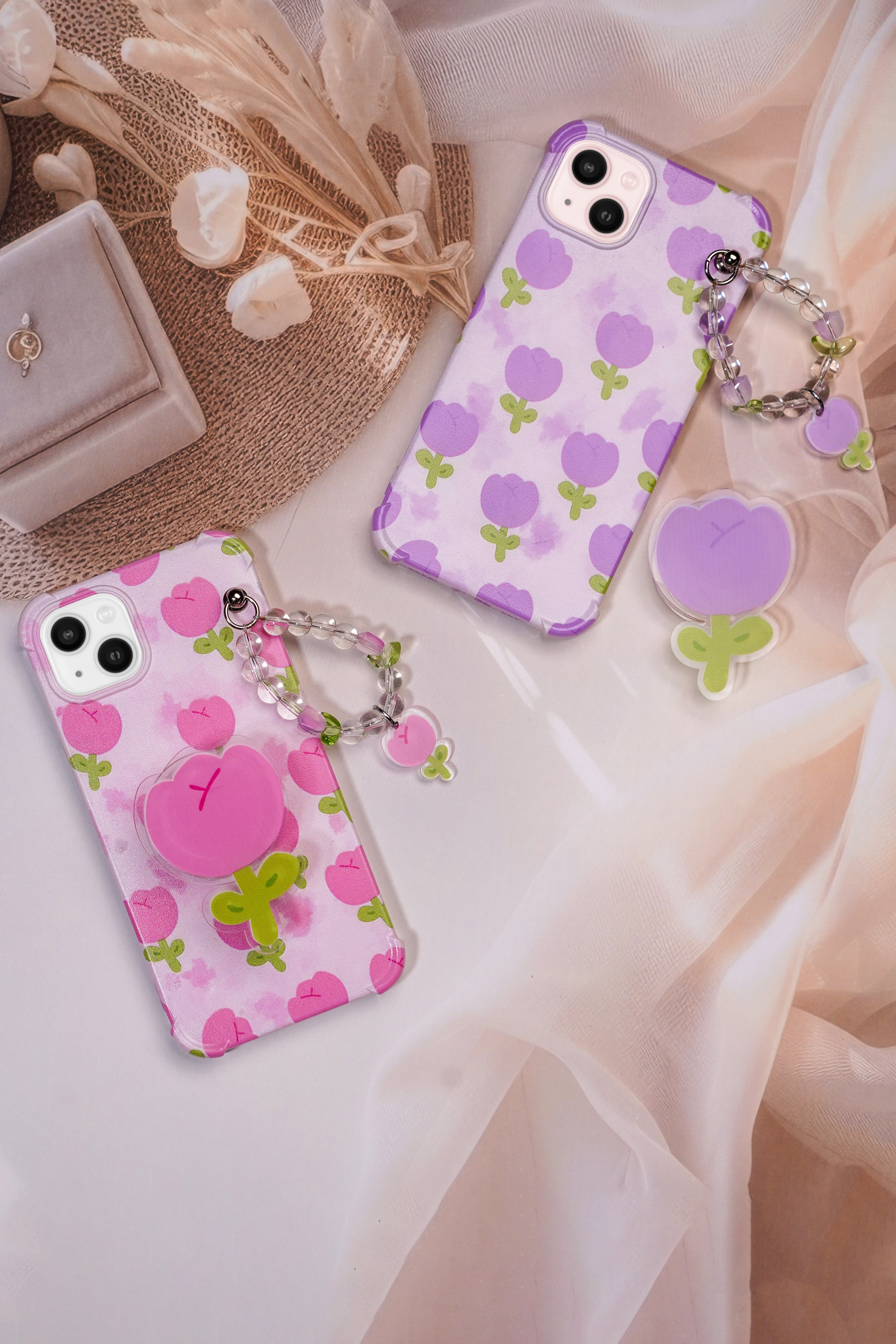 Tulip Floral Gripper Charm Phone Case