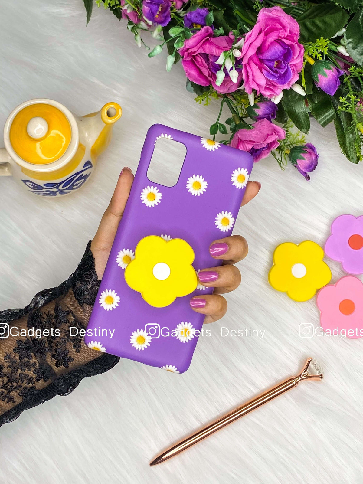 Western Floral Case with Silicon Gripper